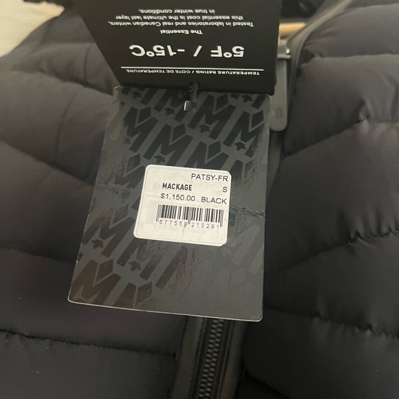 Mackage Women’s jacket with fur - Picture 5 of 6